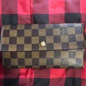Authentic Louis Vuitton Damier ebine